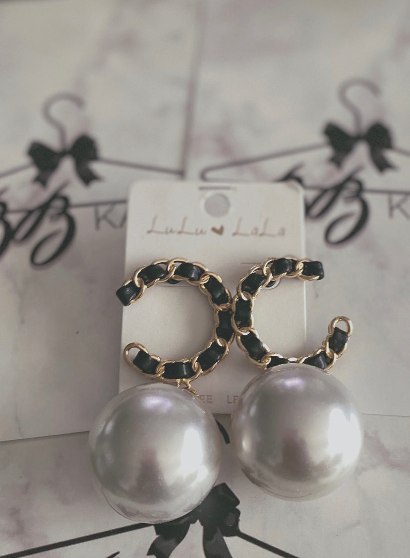 Cece | pearl earrings